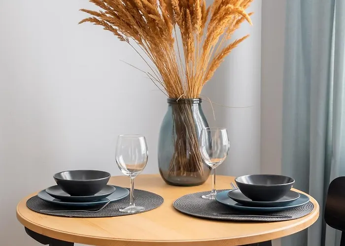 New! Quiet With Elevator, 9 Min Walk To Old Town